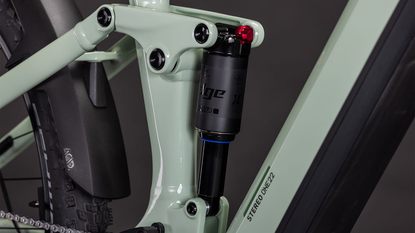 Cube Stereo Hybrid ONE22 Pro 800