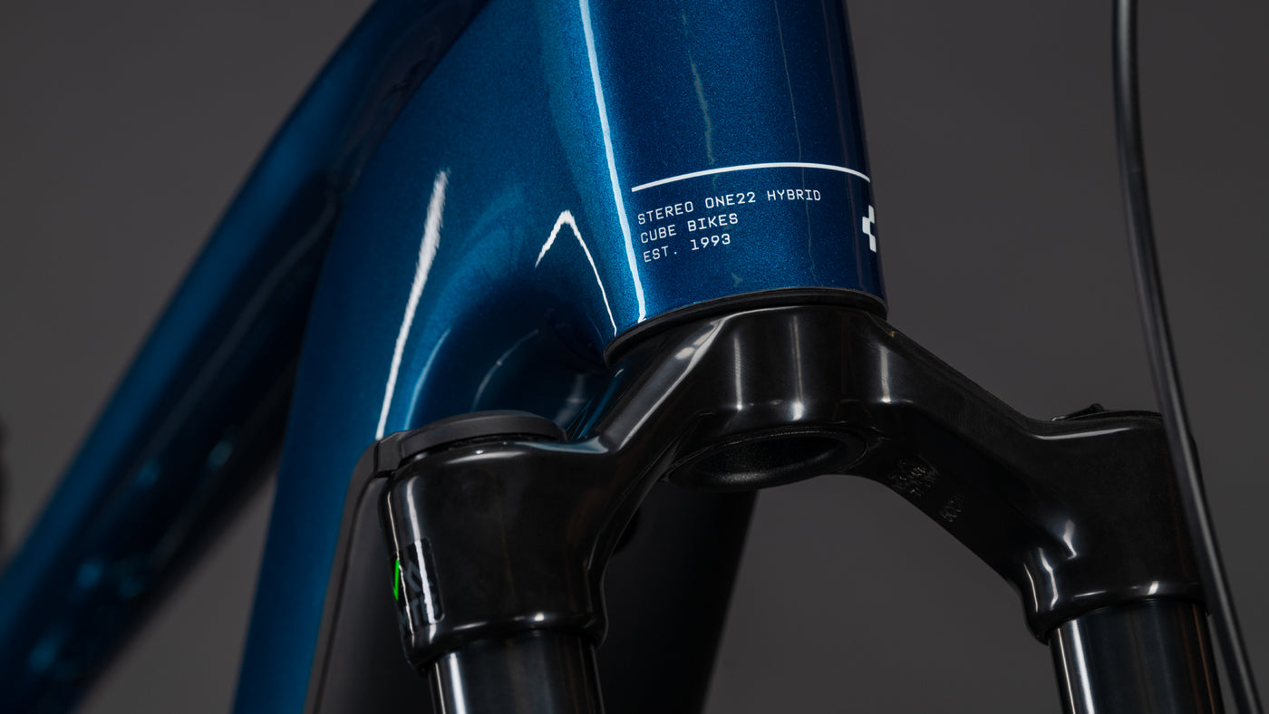 Cube Stereo Hybrid ONE22 Race 800