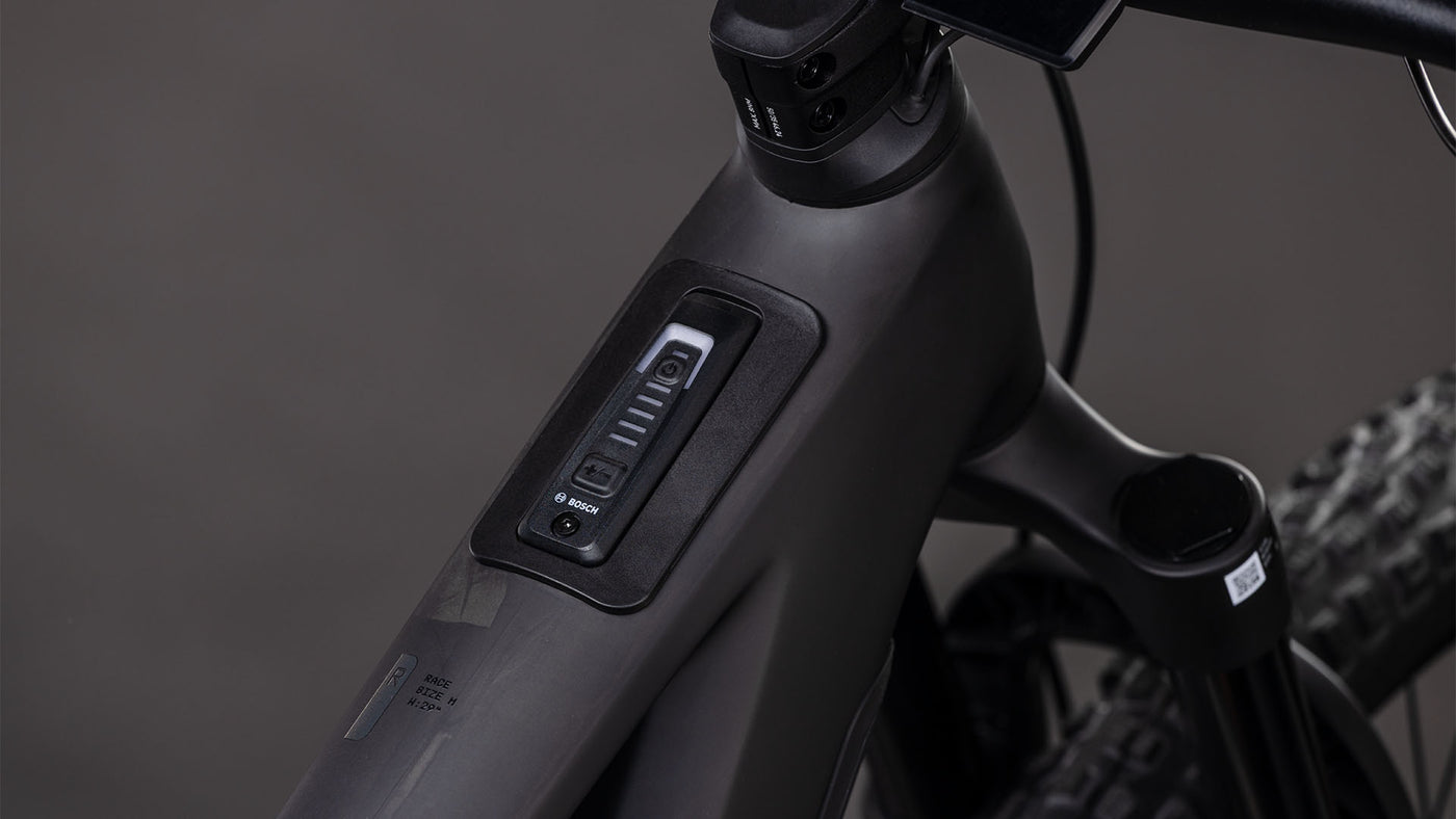 Cube Stereo Hybrid ONE44 HPC Race 800