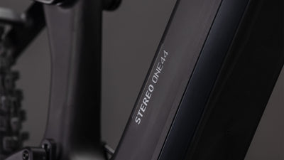 Cube Stereo Hybrid ONE44 HPC Race 800