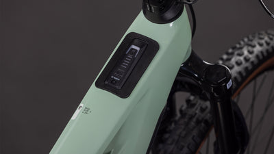 Cube Stereo Hybrid ONE44 HPC Race 800