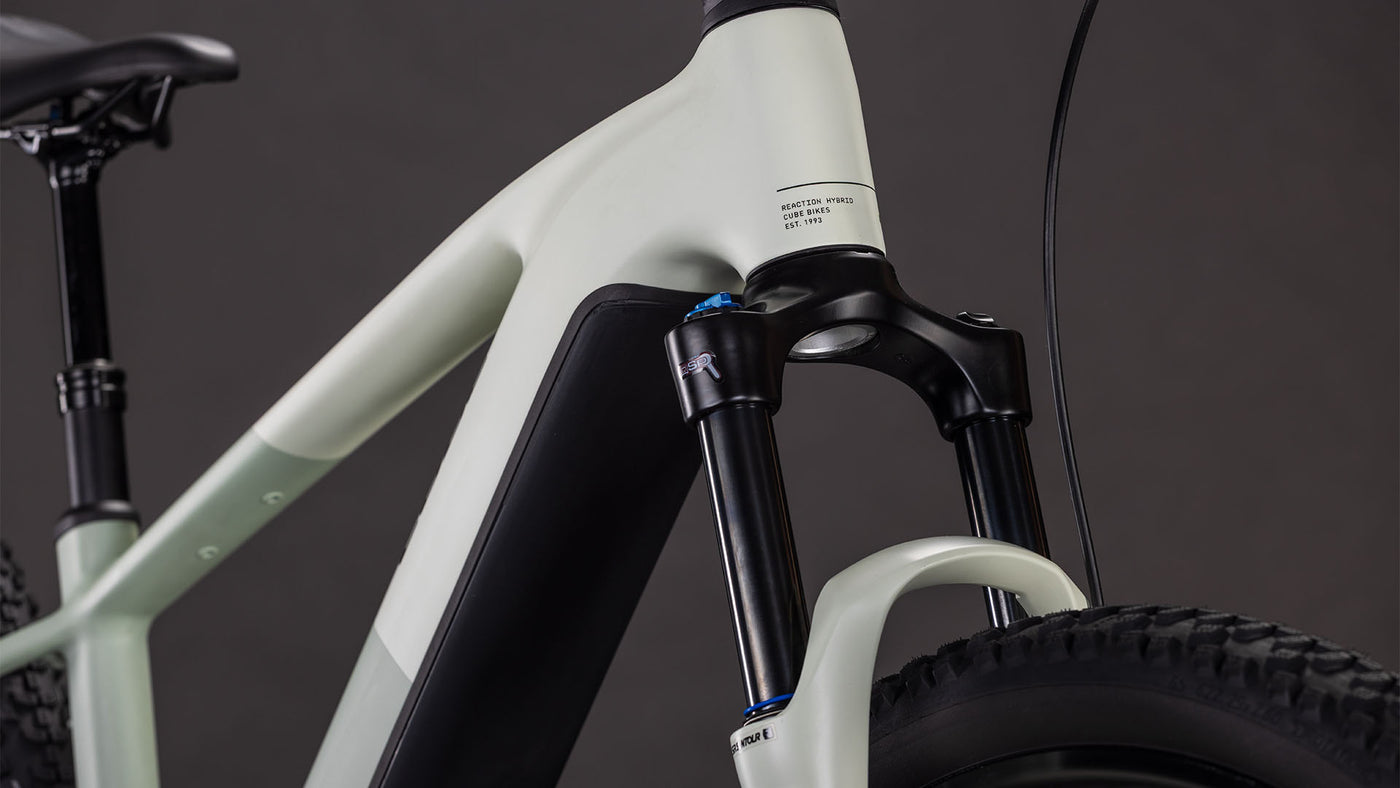 Cube Reaction Hybrid Pro 800