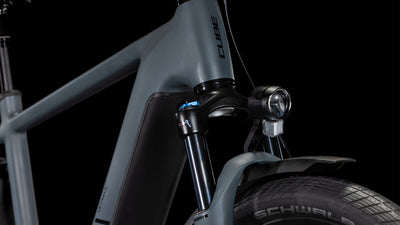 Cube Kathmandu Hybrid ONE 800