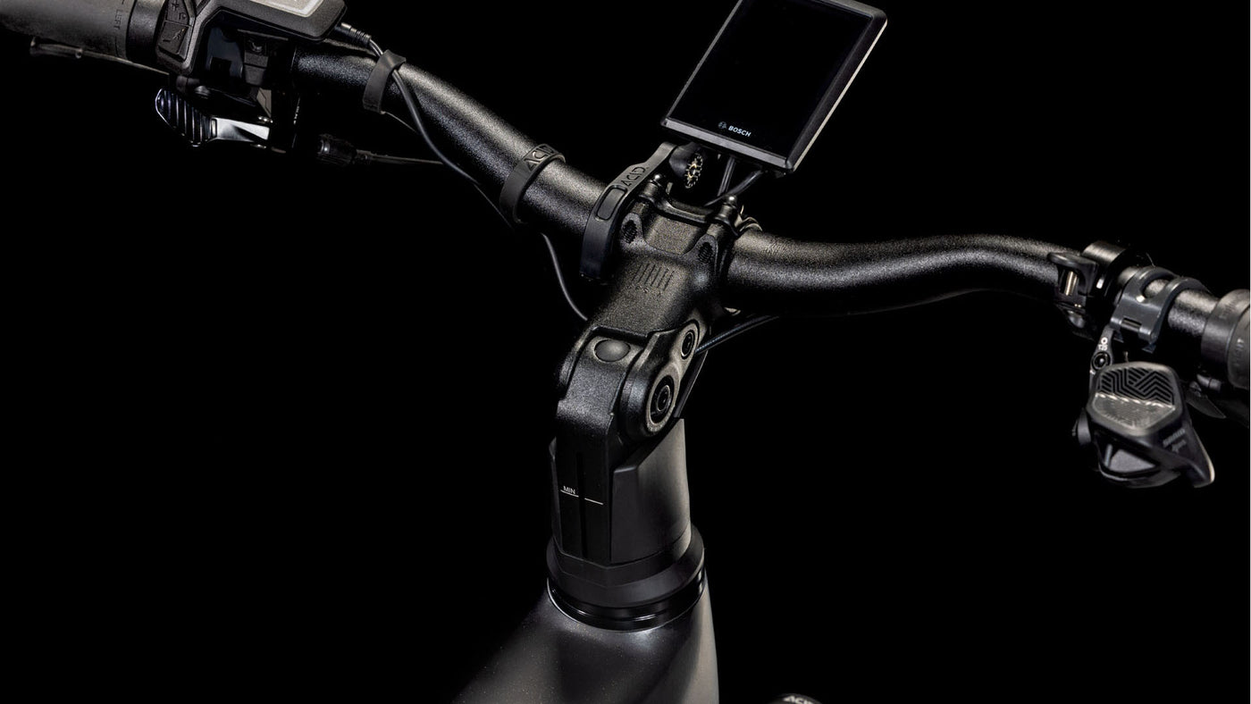 Cube Kathmandu Hybrid SLT 800